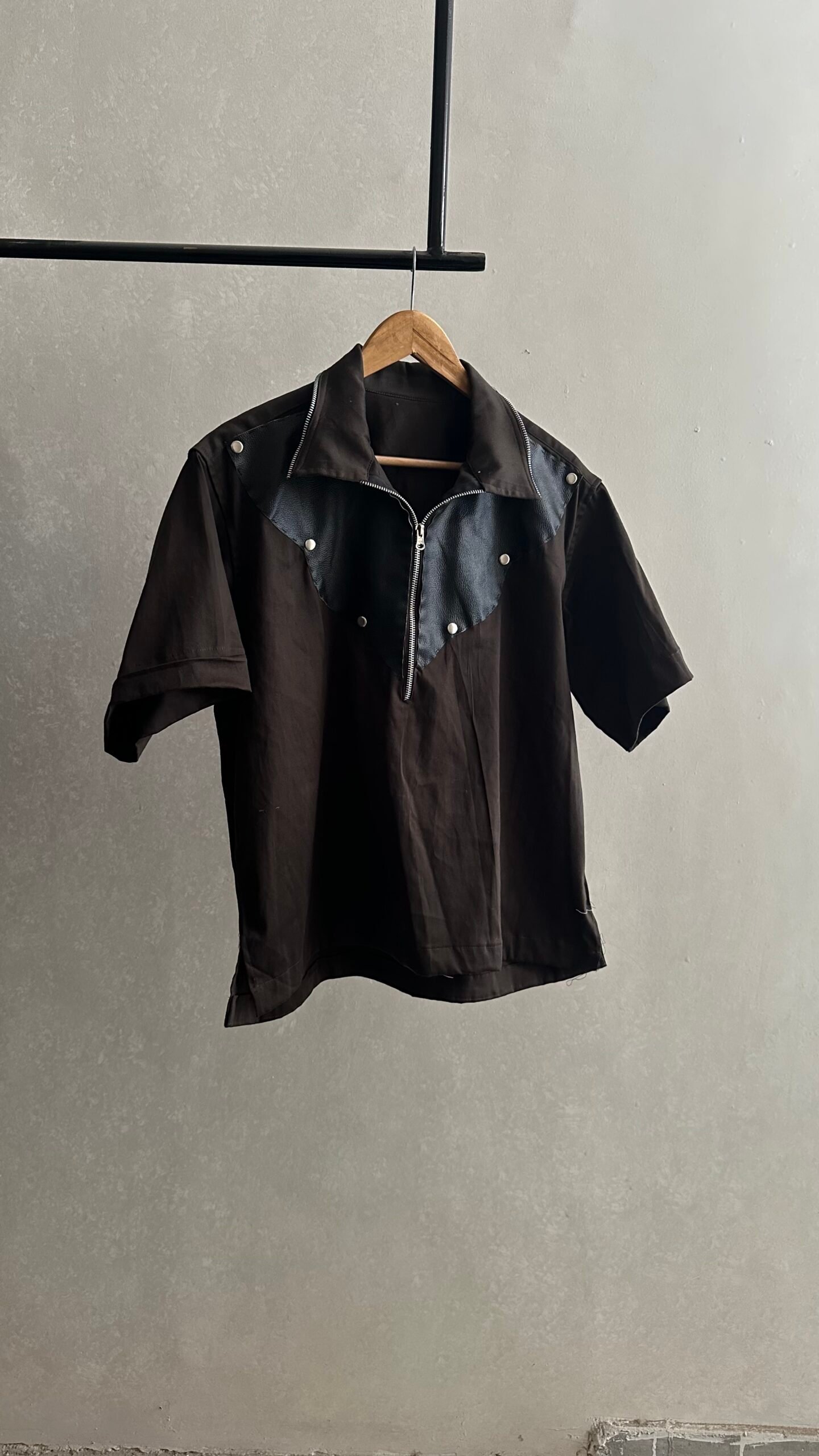 Henley PU leather zipper shirt - Image 7